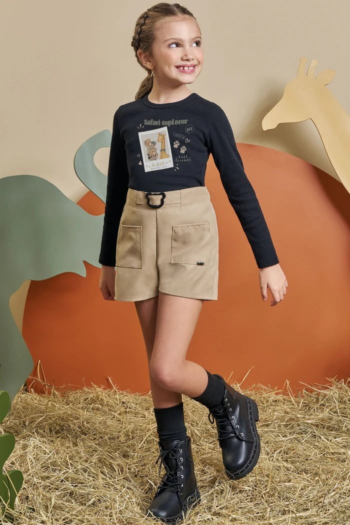 CONJUNTO INFANTIL KUKIÊ BLUSA EM CANELADO E SHORTS EM TECIDO SARJADO - 90582