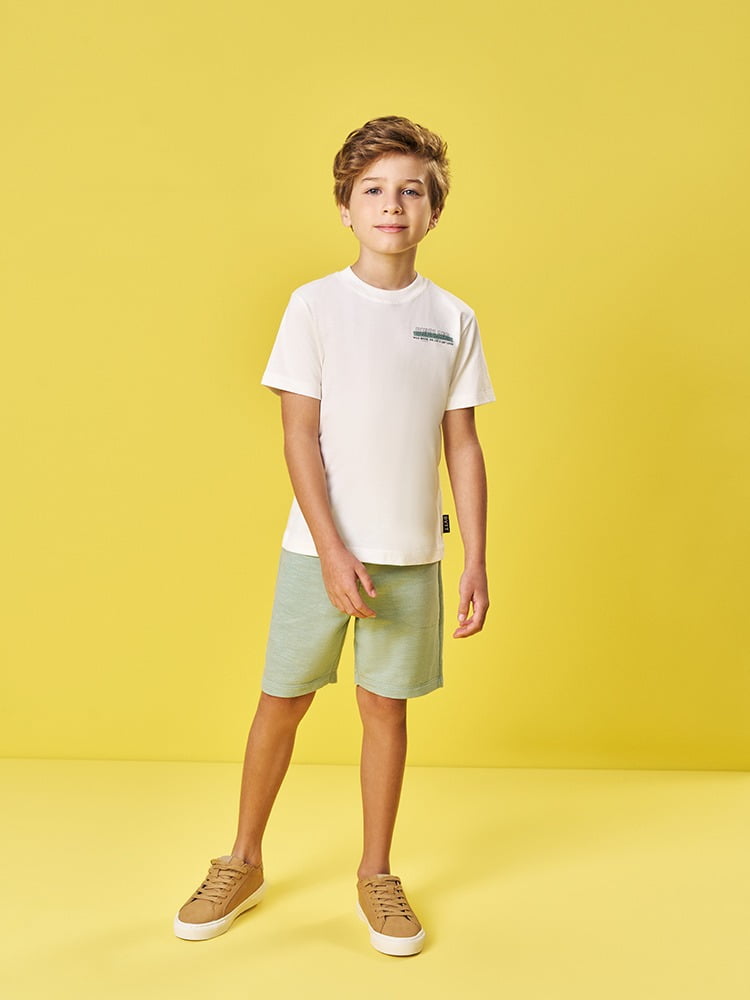 CONJUNTO INFANTIL DIVERTTO CAMISETA COM ESTAMPA NAS COSTAS E BERMUDA EM MOLETOM - 27142