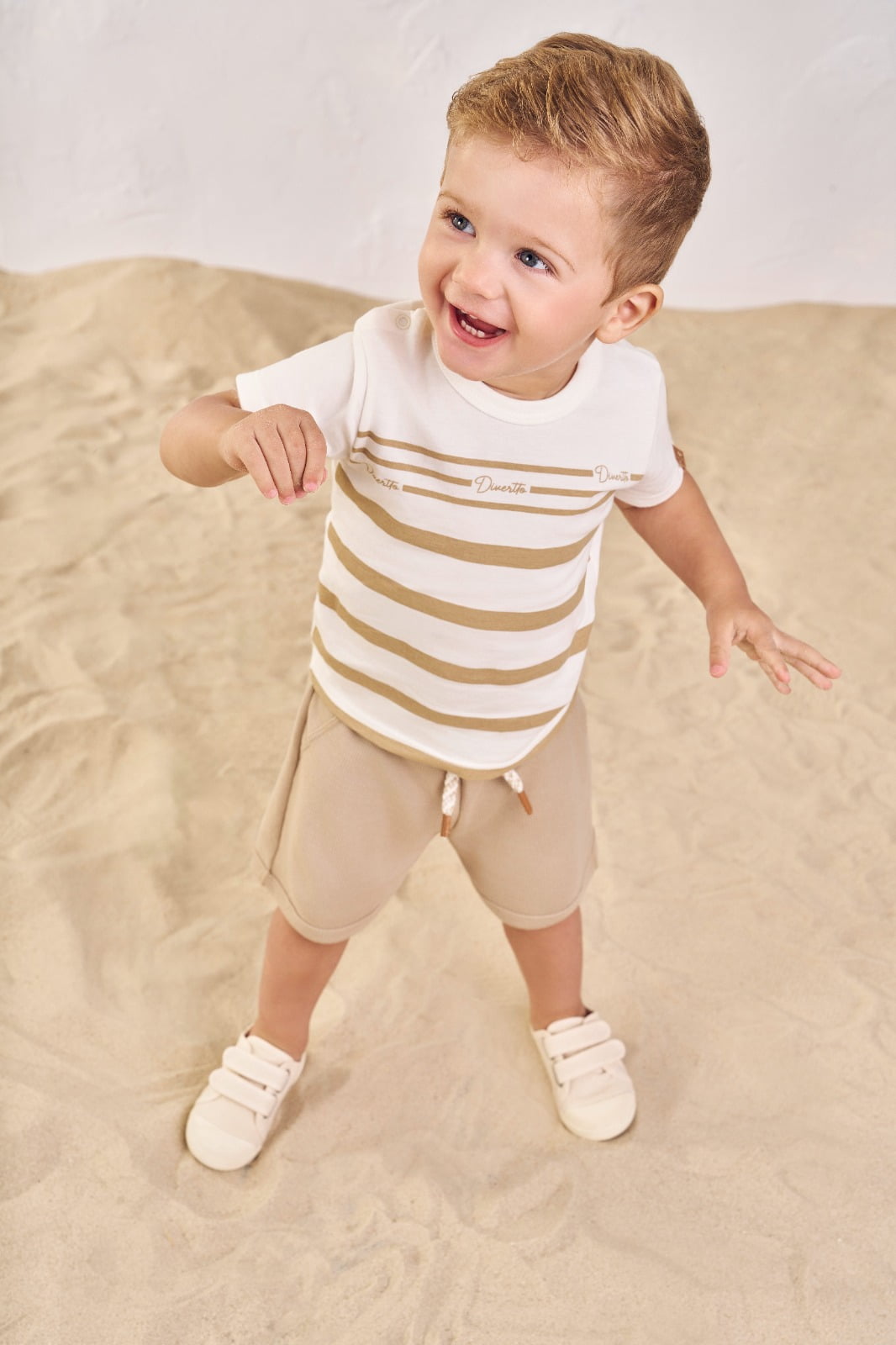 CONJUNTO INFANTIL DIVERTTO CAMISETA COM LISTRA E BERMUDA TEXTURIZADA - 16253