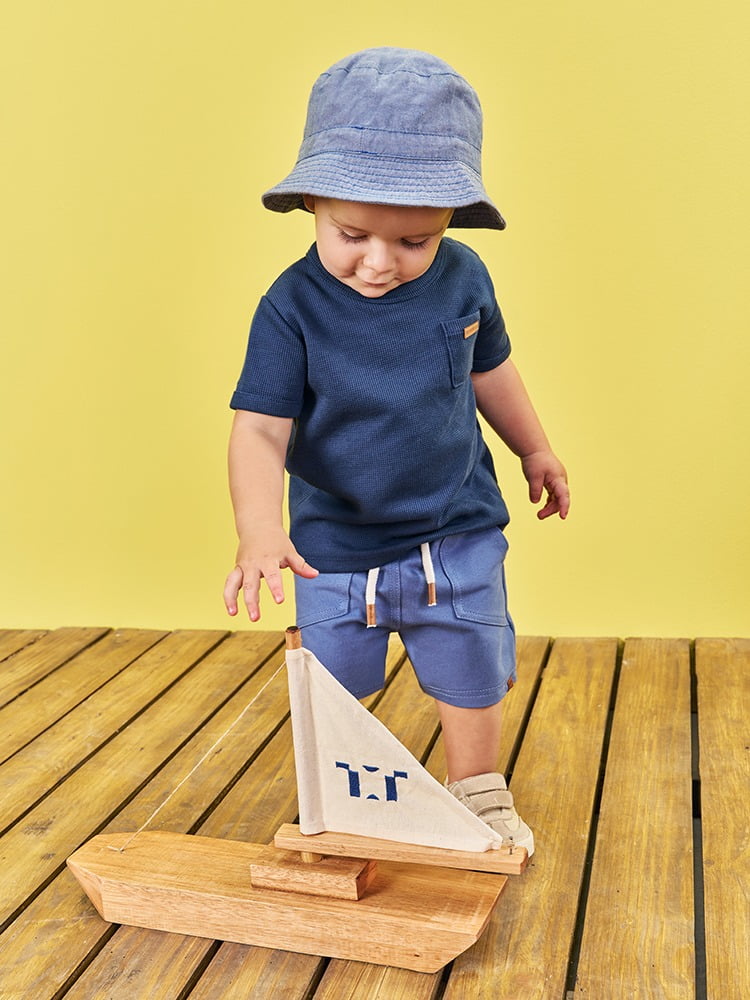 CONJUNTO INFANTIL DIVERTTO CAMISETA TEXTURIZADA E BERMUDA EM JEANS MEDIO - 16298