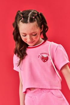 CONJUNTO INFANTIL CINTI BLUSA CROPEED E SHORT EM MOLETINHO ACOMPANHA MOCHILA STRAWBERRY - 12160