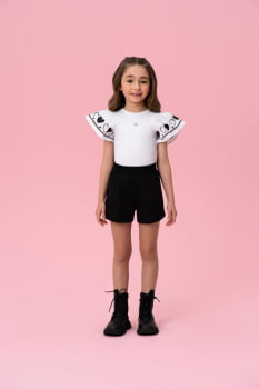 CONJUNTO INFANTIL MON SUCRÉ BLUSA COM ESTAMPA CORAÇÕES E SHORT - 51138028158