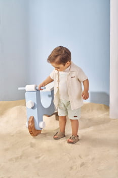 CONJUNTO INFANTIL DIVERTTO CAMISETA ESTAMPADA CAMISA  EM LINHO E BERMUDA EM TECIDO SUSTENTÁVEL - 16270 