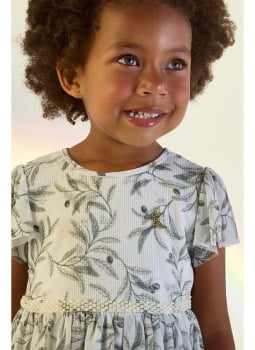 VESTIDO INFANTIL KIKI EM TULE ESTAMPADO E APLICAÇÕES DE PÉROLAS - 2100185 VESTIDO INFANTIL KIKI EM TULE ESTAMPADO E APLICAÇÕES DE PÉROLAS - 2100185